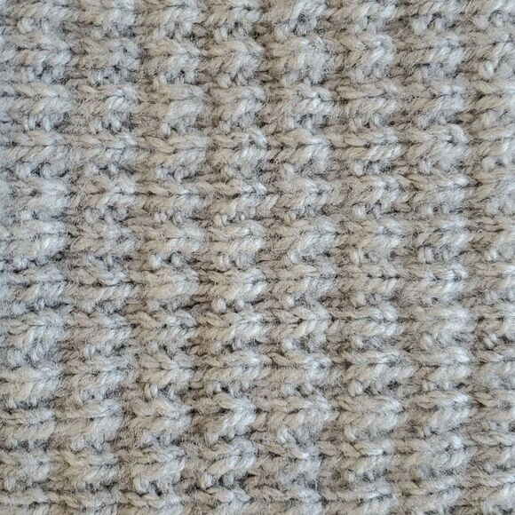 GRAY WOOL INFINITY WINTER SCARF LIKELY HANDMADE - Picture 3 of 4